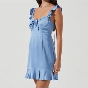 NWT ASTR The Label SKY BLUE Satin MARLA Flutter Sleeve BUST TIE Mini DRESS L